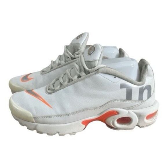 Nike Air Max Plus TN SE Youth Sneakers White Orange Trainers Size 7Y Running - Picture 1 of 13